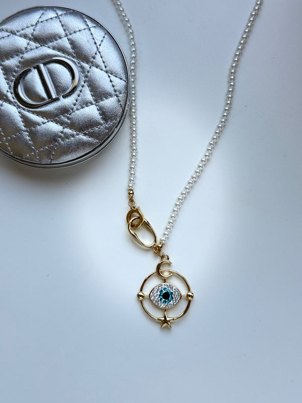 Evil Eye Compass Pearl Necklace
