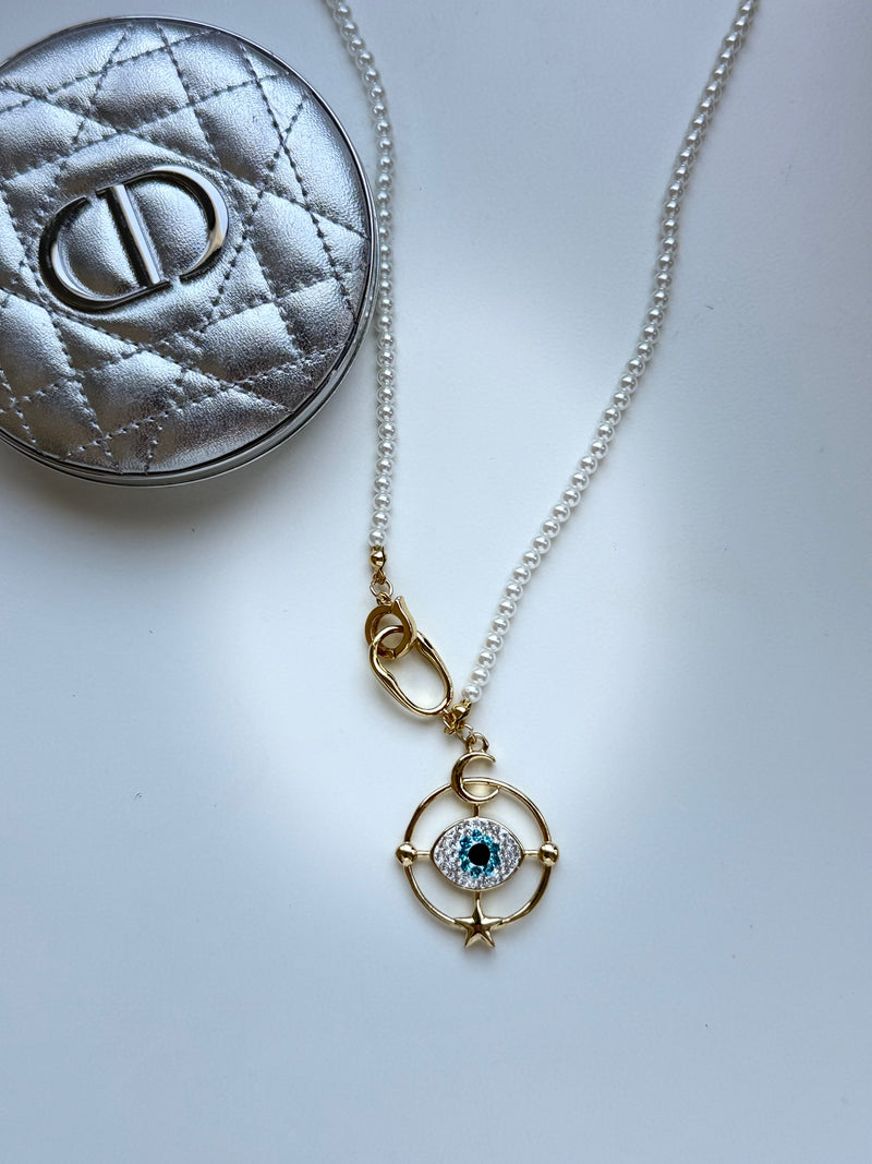 Evil Eye Compass Pearl Necklace