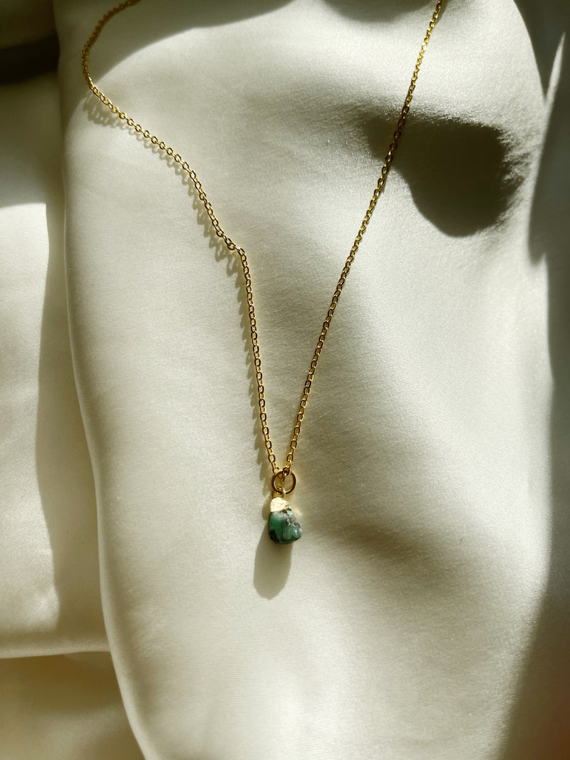 Aliya Necklace (emerald stone)