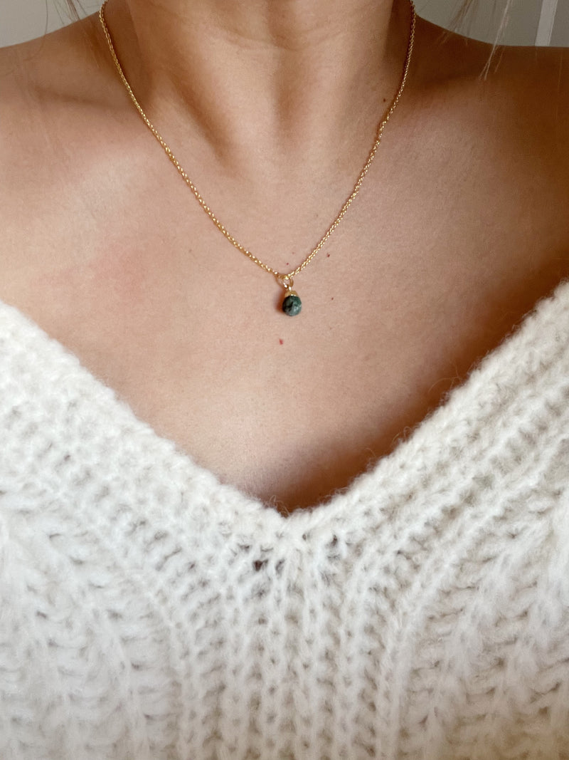 Aliya Necklace (emerald stone)